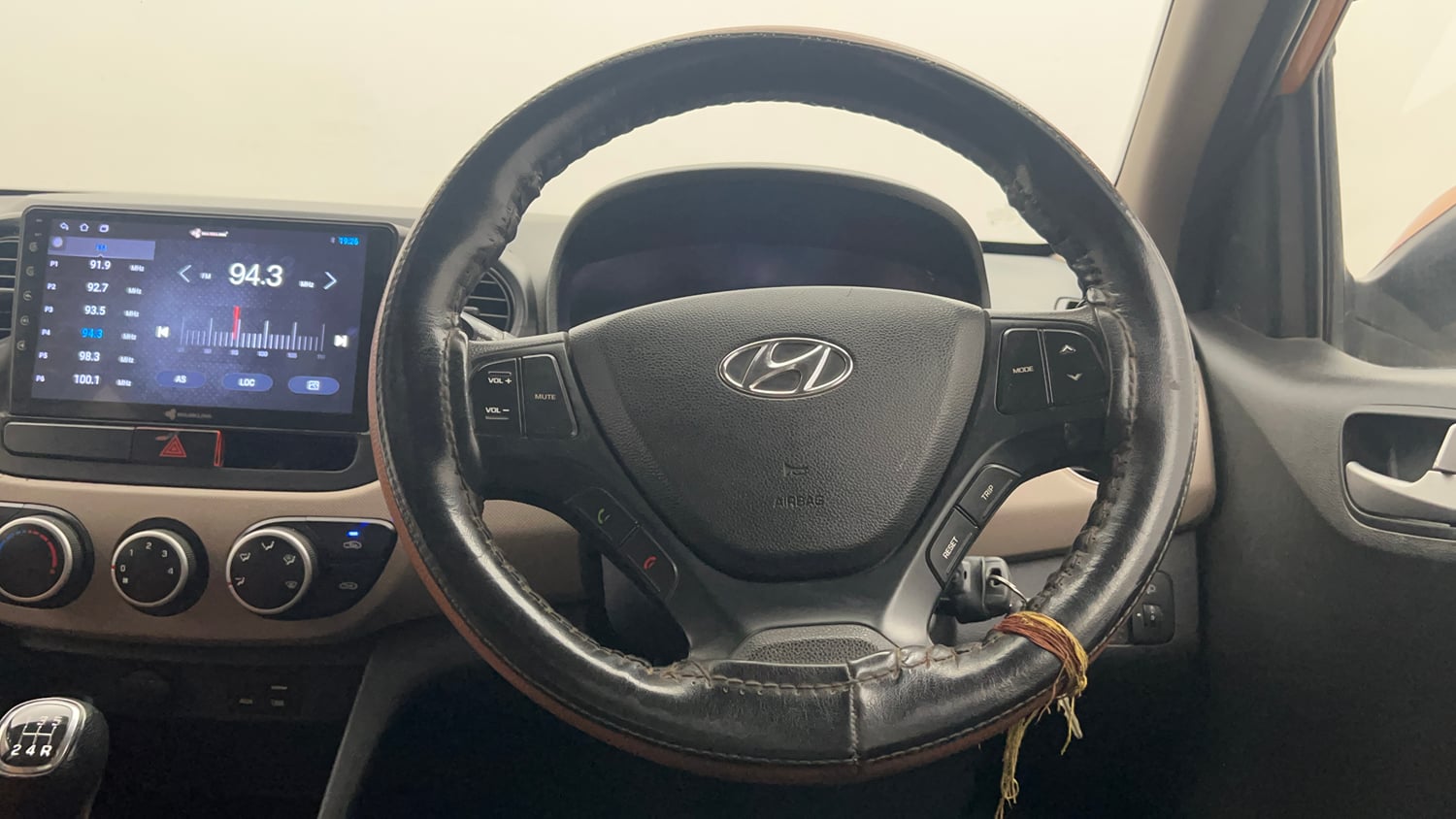 Used 2018 Hyundai Grand i10 Sportz 1.2 Kappa VTVT Petrol Manual interior STEERING VIEW