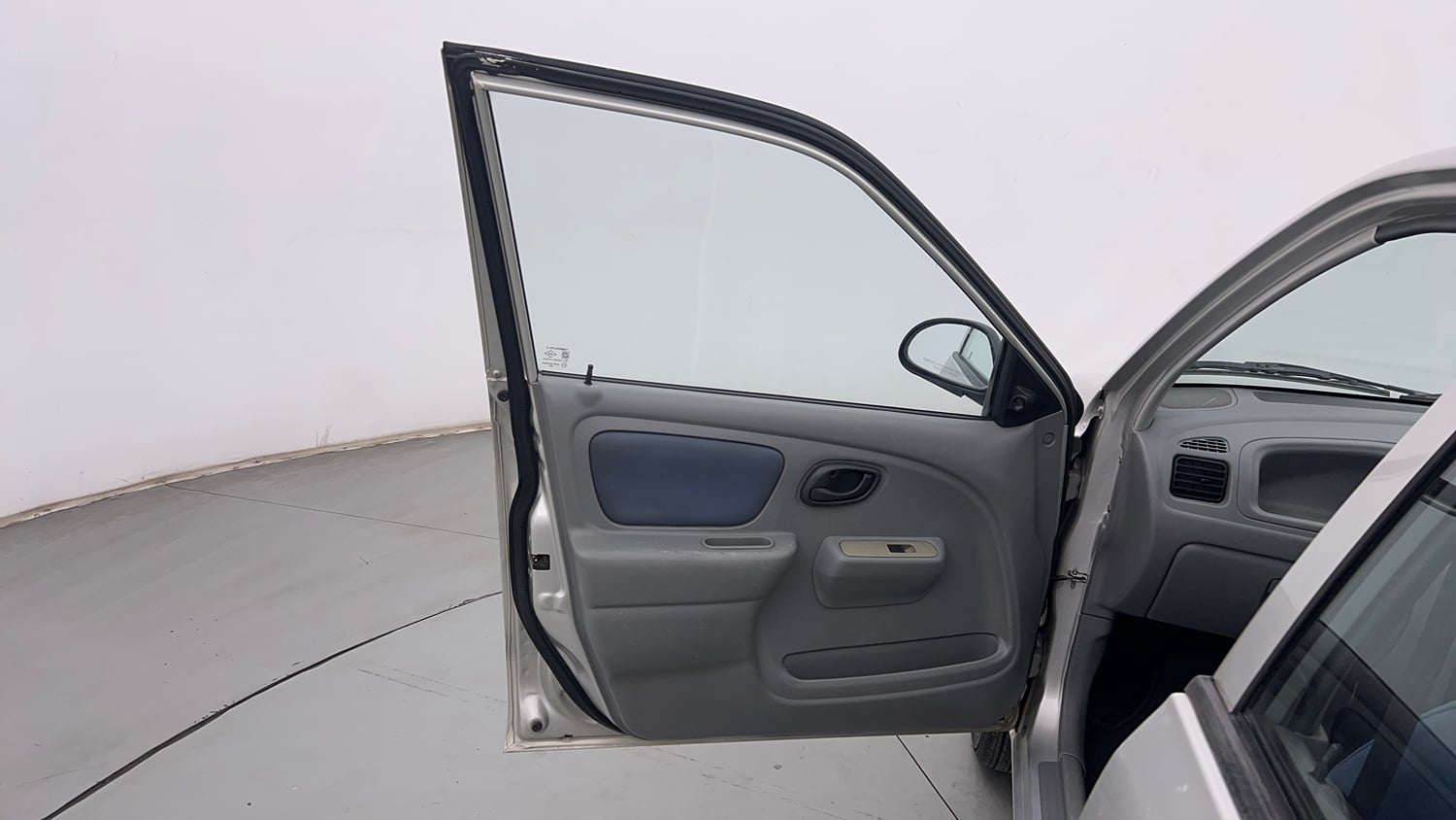 Used 2014 Maruti Suzuki Alto K10 VXi Petrol Manual interior LEFT FRONT DOOR OPEN VIEW