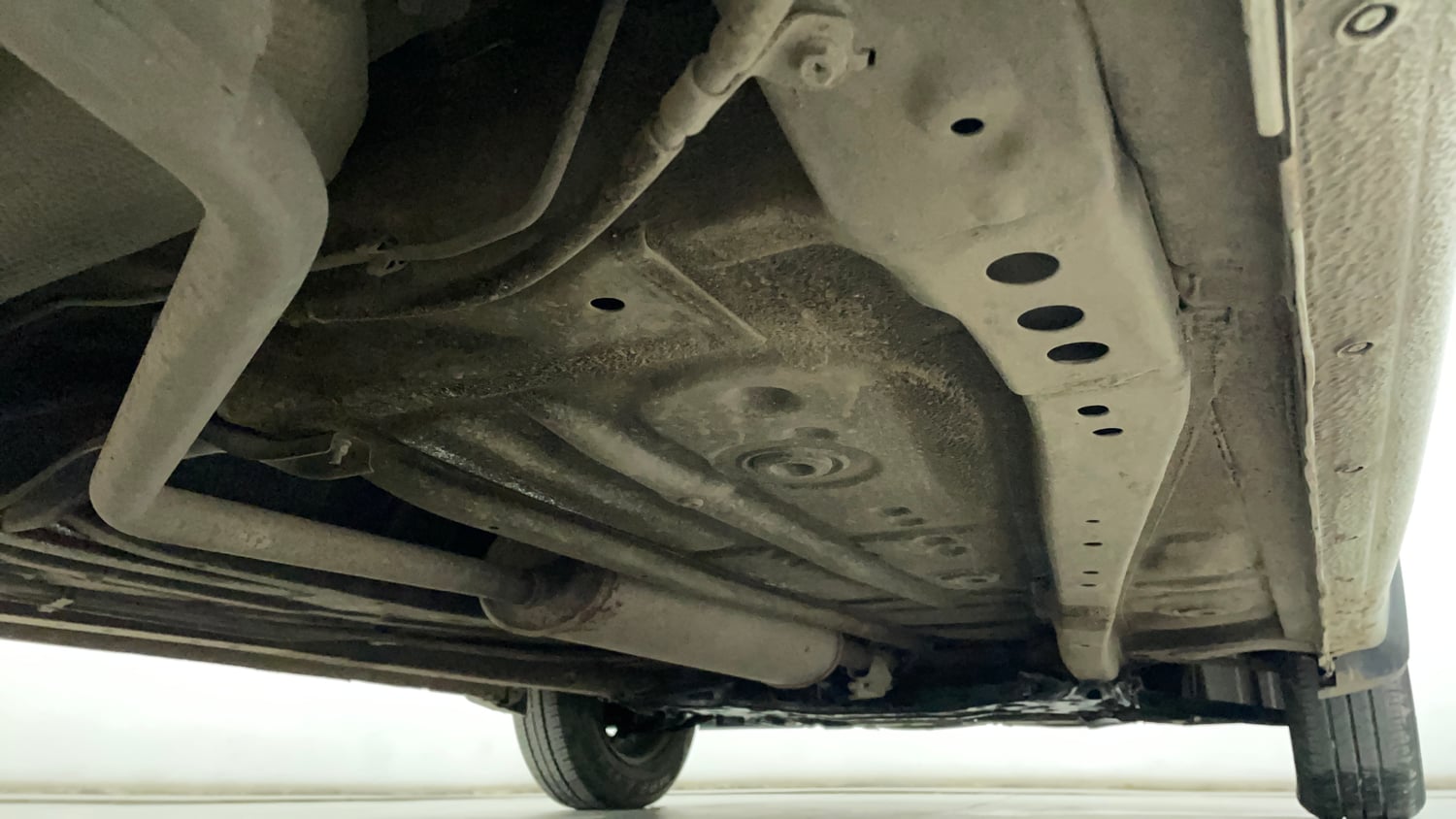 Used 2022 Maruti Suzuki Wagon R VXi (O) 1.2 Petrol Manual extra REAR RIGHT UNDERBODY VIEW