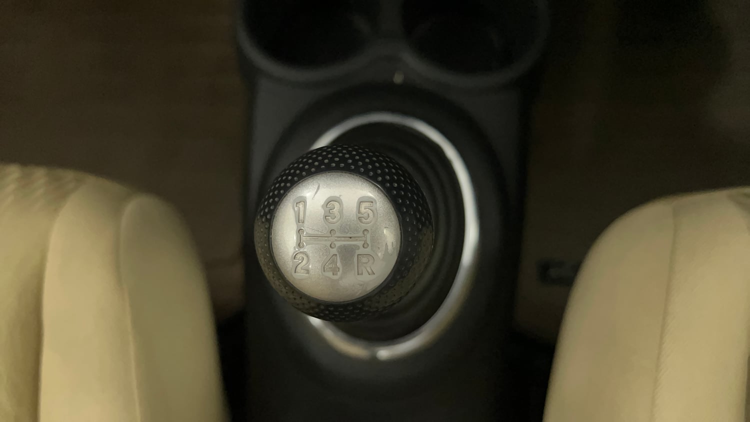 Used 2014 Honda Amaze 1.2 S i-VTEC Petrol Manual interior GEAR  KNOB VIEW