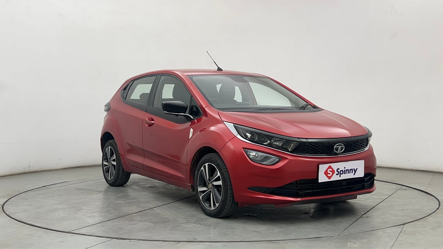 Used 2022 Tata Altroz XZ Diesel Diesel Manual exterior RIGHT FRONT CORNER VIEW