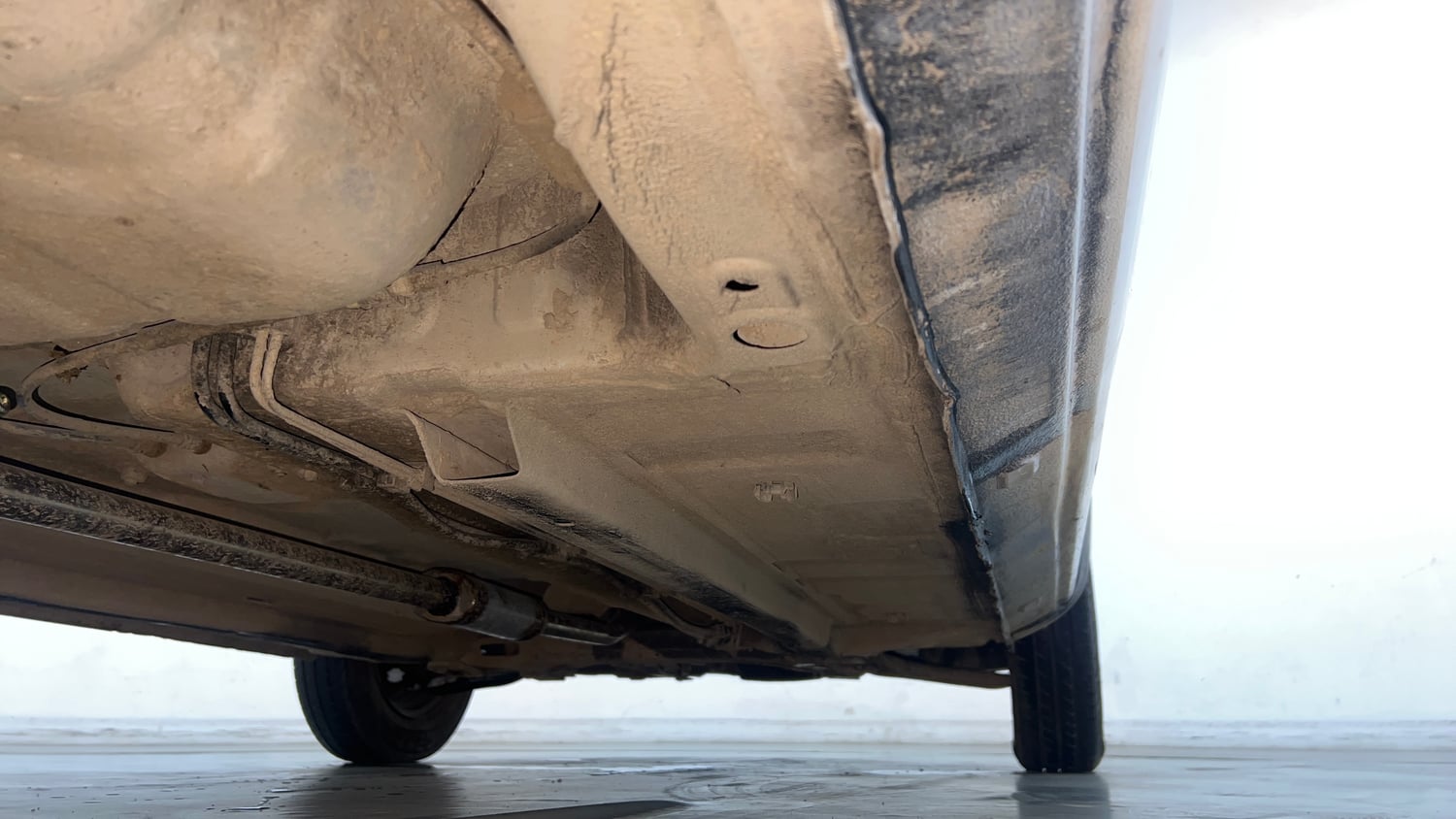 Used 2018 Renault Kwid RXL Petrol Manual extra REAR RIGHT UNDERBODY VIEW