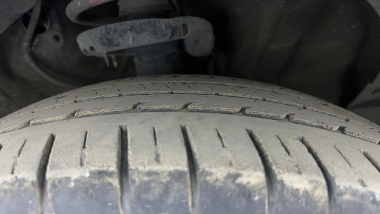 Used 2020 kia Seltos GTX Plus DCT 1.4 Petrol Automatic tyres RIGHT FRONT TYRE TREAD VIEW