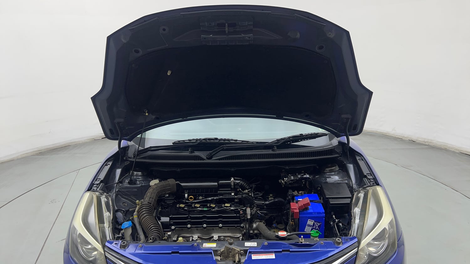 Used 2017 Maruti Suzuki Baleno Alpha 1.2 Petrol Manual engine ENGINE & BONNET OPEN FRONT VIEW