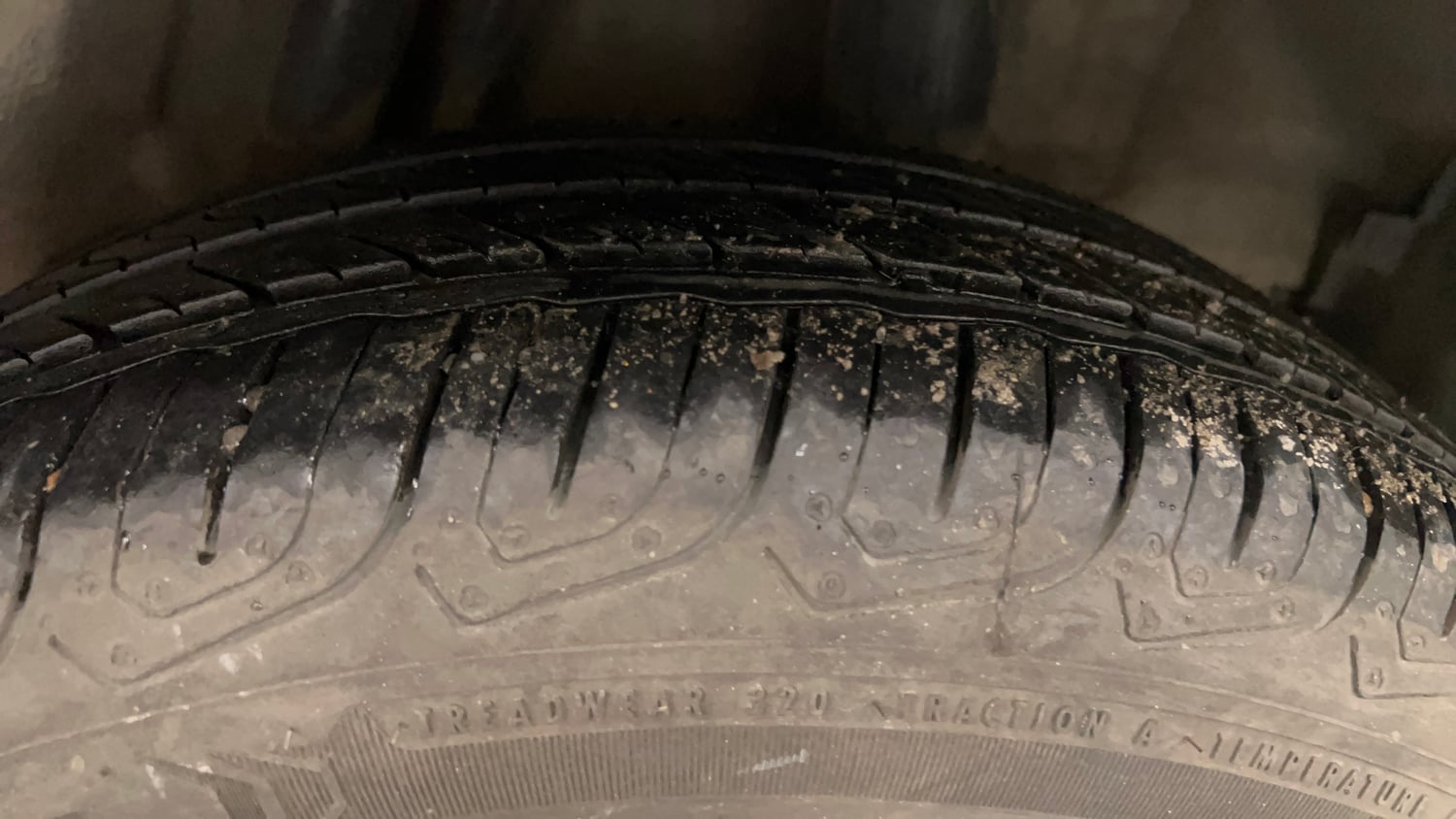 Used 2014 Honda City SV Petrol Manual tyres LEFT REAR TYRE TREAD VIEW