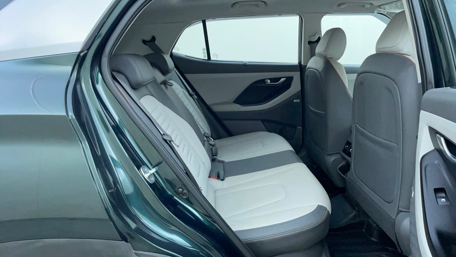 Used 2024 Hyundai Creta 1.5 CRDi Diesel AT DSL SX(O) Diesel Automatic interior RIGHT SIDE REAR DOOR CABIN VIEW
