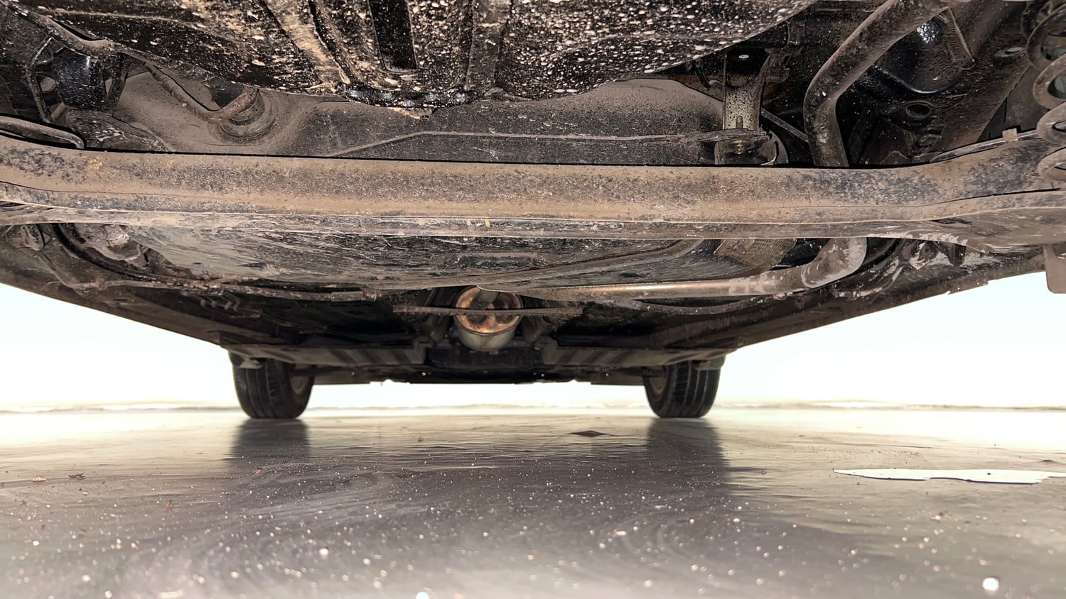 Used 2024 Maruti Suzuki Swift ZXi AMT Petrol Automatic extra REAR UNDERBODY VIEW (TAKEN FROM REAR)