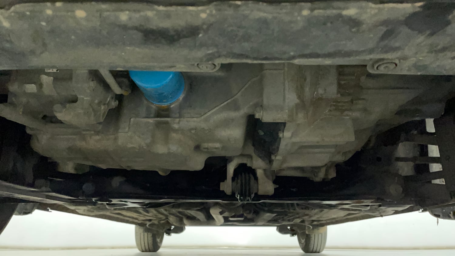 Used 2023 Honda Amaze VX MT 1.2 Petrol Petrol Manual extra FRONT LEFT UNDERBODY VIEW