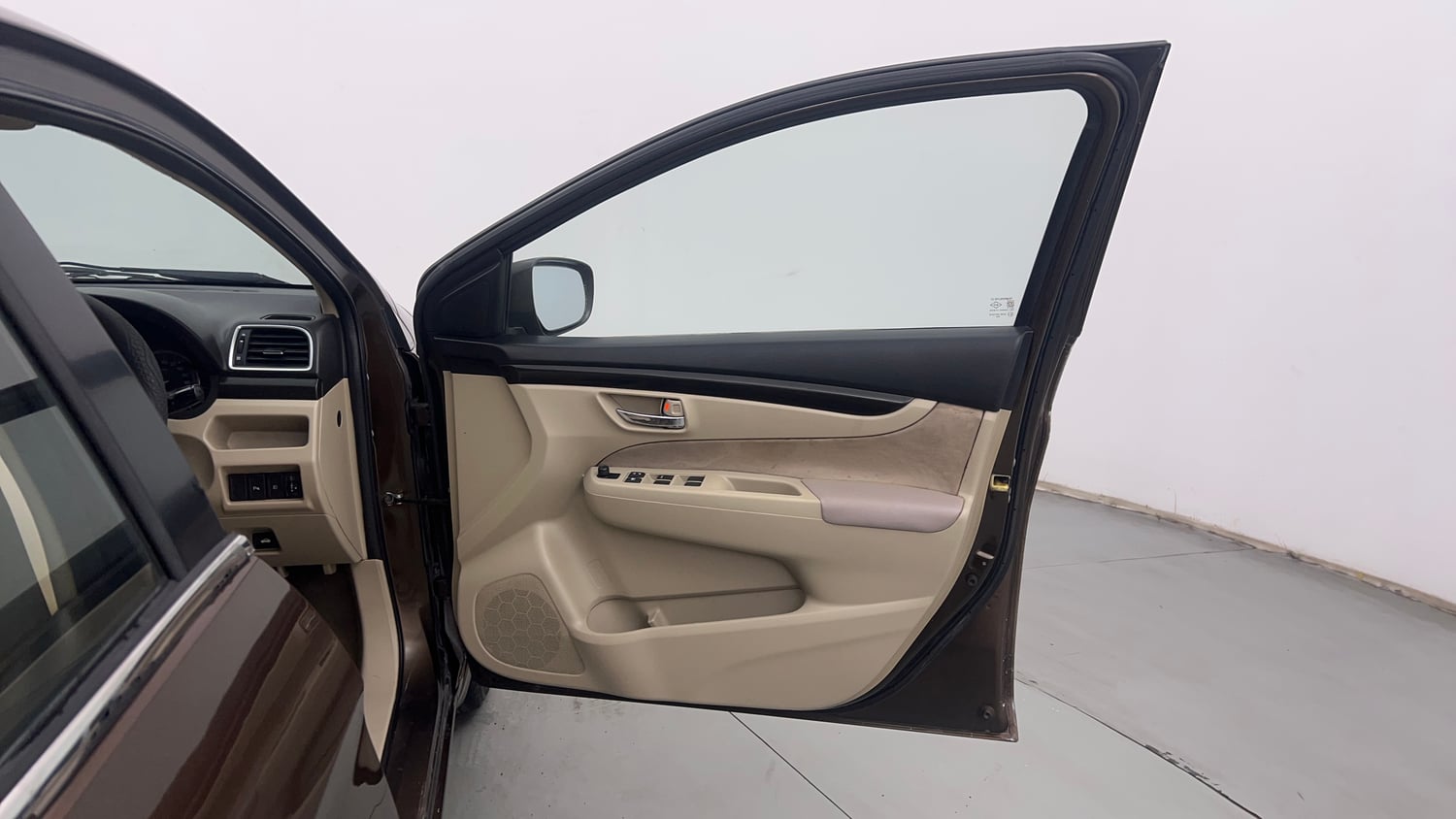 Used 2015 Maruti Suzuki Ciaz VXi+ AT Petrol Automatic interior RIGHT FRONT DOOR OPEN VIEW