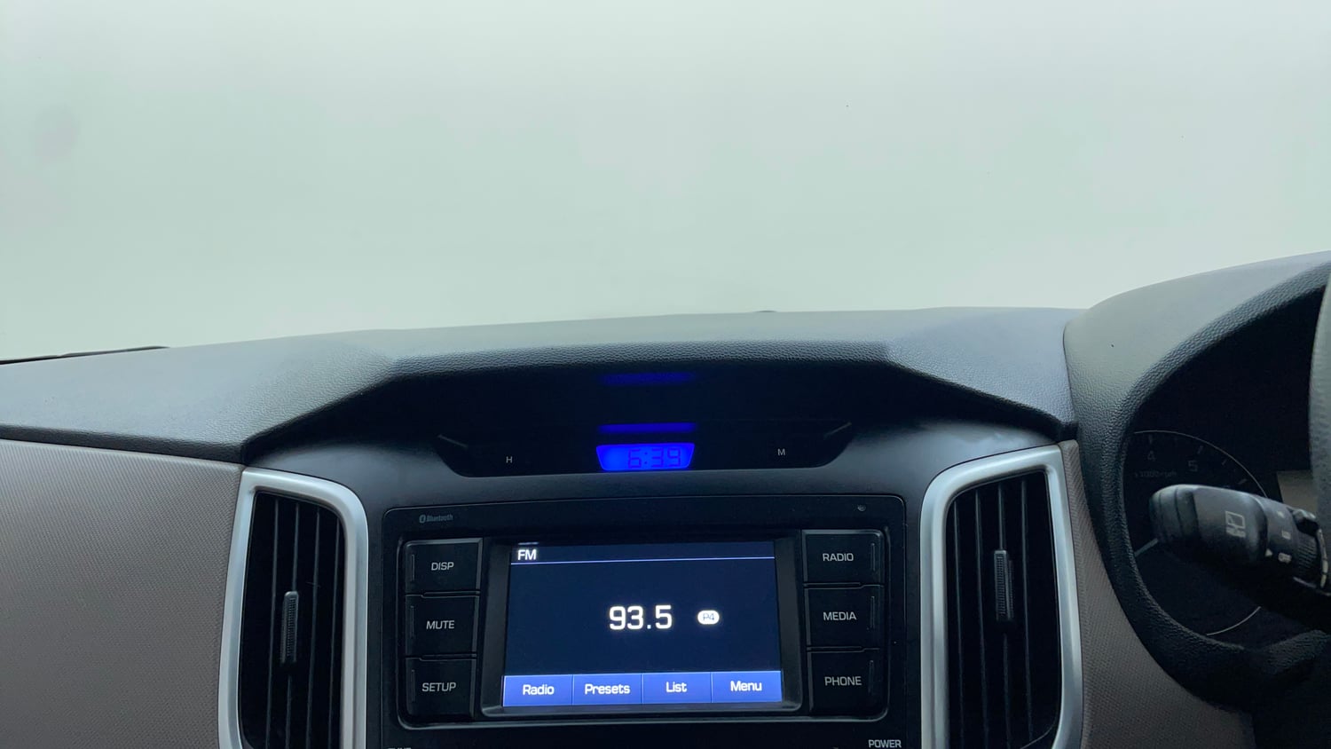 Used 2018 Hyundai Creta E Plus 1.6 Petrol Petrol Manual top_features Touch screen infotainment system