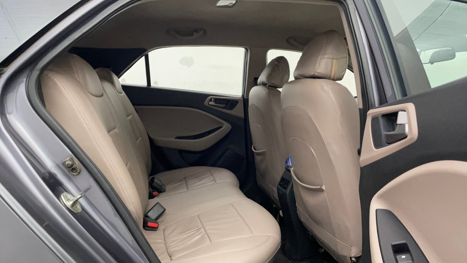 Used 2017 Hyundai Elite i20 Sportz 1.2 Petrol Manual interior RIGHT SIDE REAR DOOR CABIN VIEW
