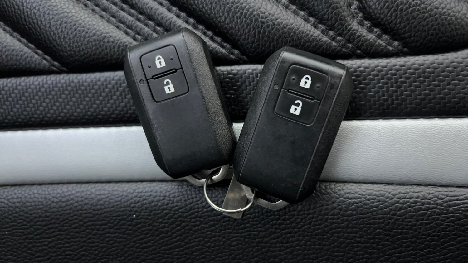 Used 2024 Maruti Suzuki Swift ZXi AMT Petrol Automatic extra CAR KEY VIEW