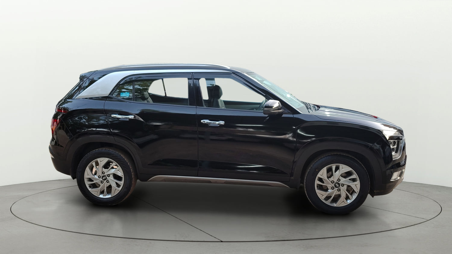 Used 2022 Hyundai Creta SX 1.5 Petrol Petrol Manual exterior RIGHT SIDE VIEW