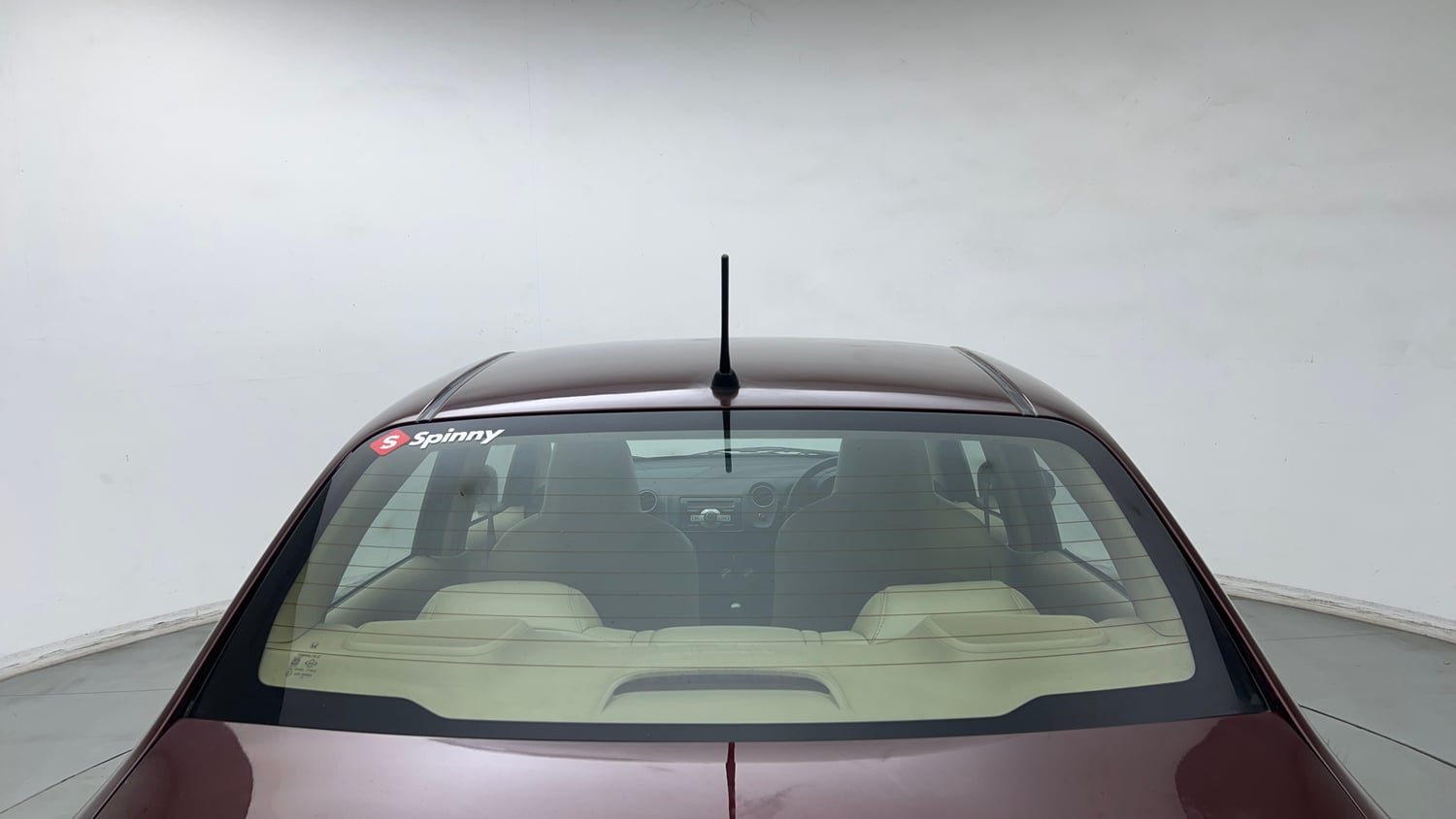 Used 2015 Honda Amaze 1.2 SX i-VTEC Petrol Manual exterior BACK WINDSHIELD VIEW