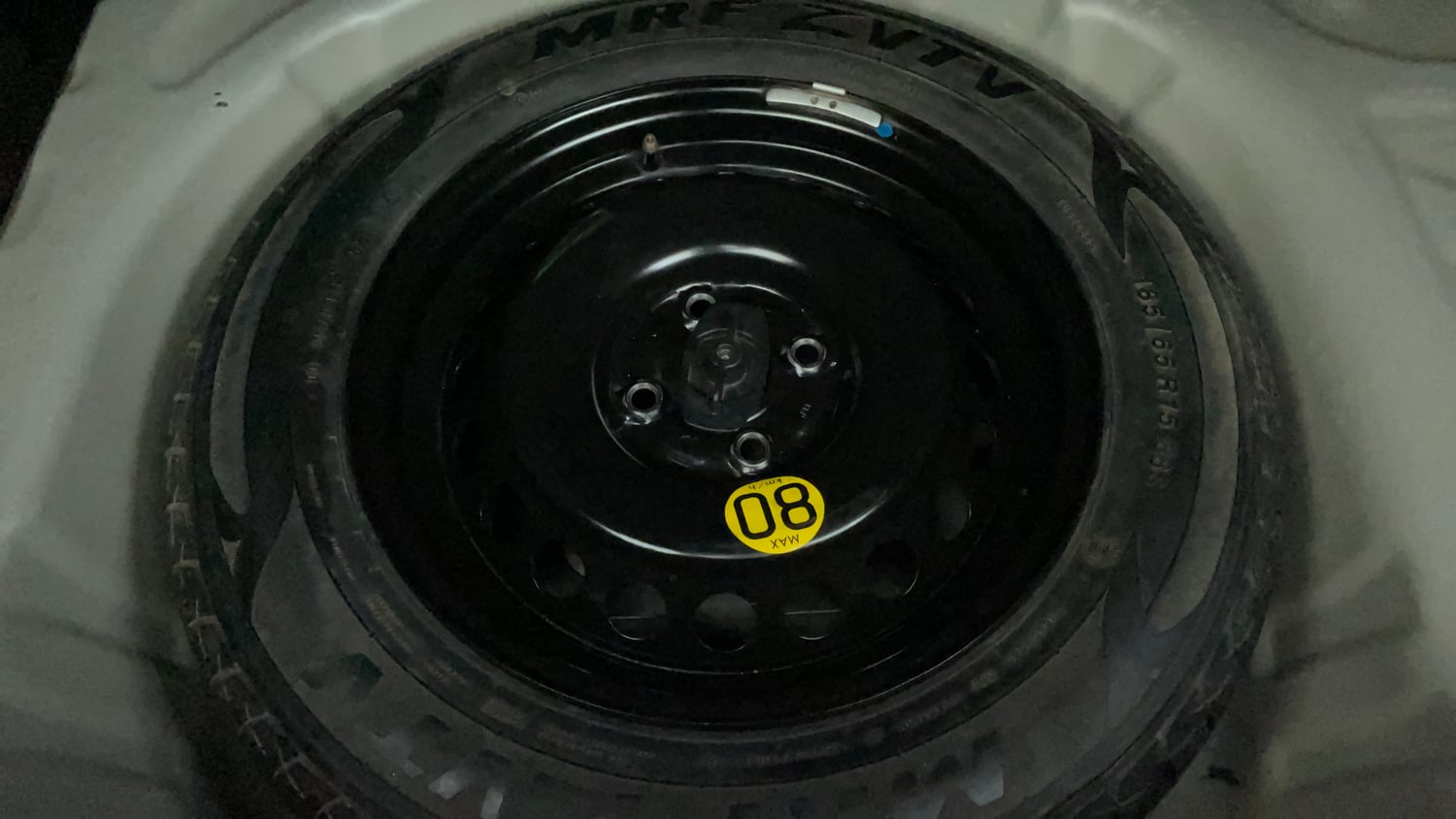 Used 2018 Maruti Suzuki Baleno Zeta 1.2 Petrol Manual tyres SPARE TYRE VIEW