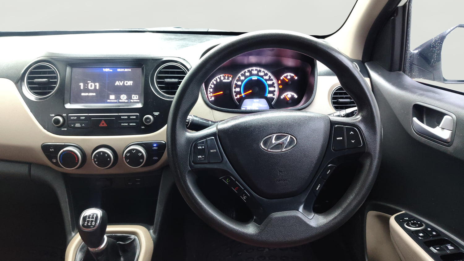 Used 2020 Hyundai Grand i10 Sportz 1.2 Kappa VTVT Petrol Manual interior STEERING VIEW