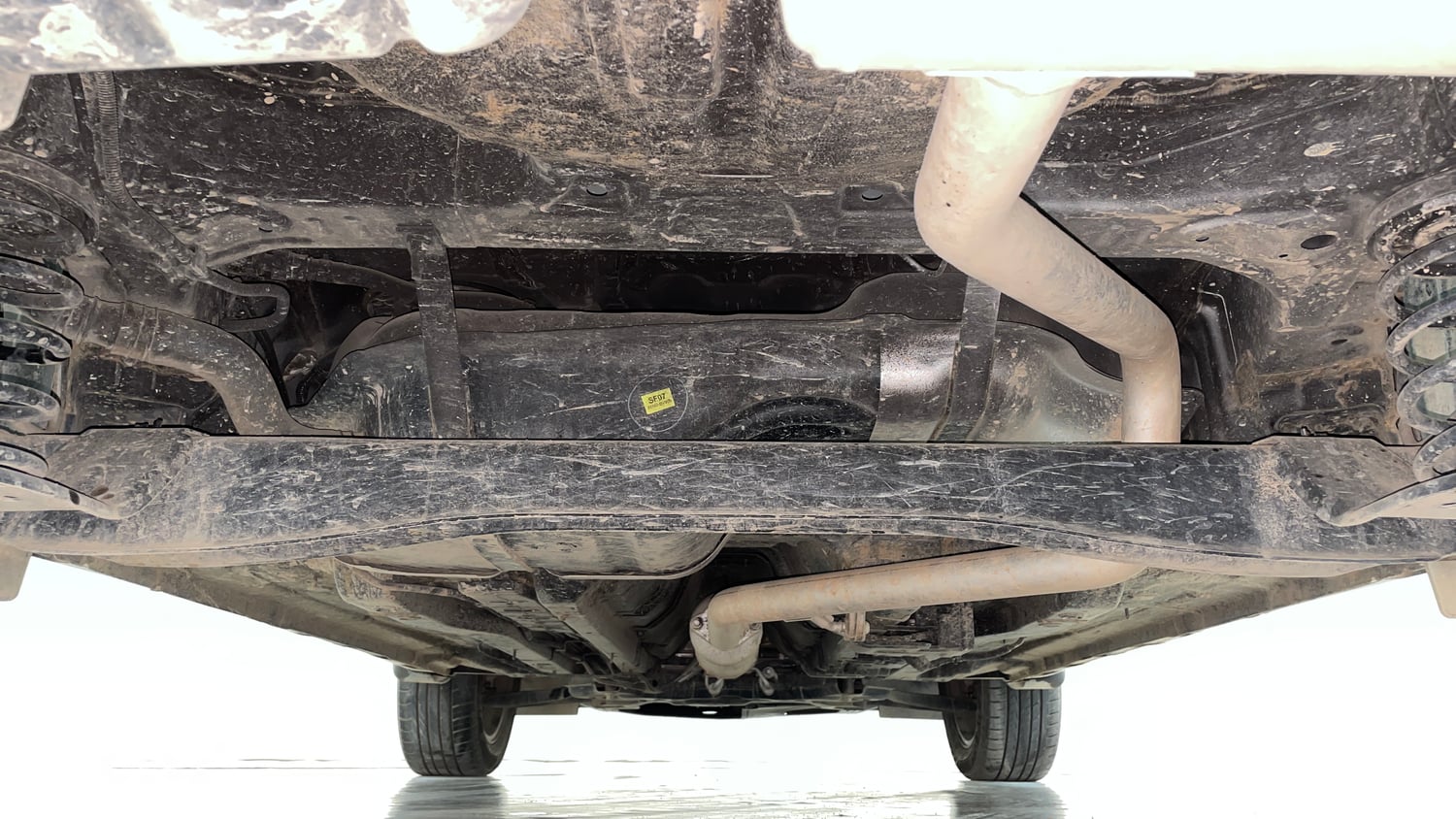 Used 2024 Hyundai Creta 1.5 CRDi Diesel AT DSL SX(O) Diesel Automatic extra REAR UNDERBODY VIEW (TAKEN FROM REAR)