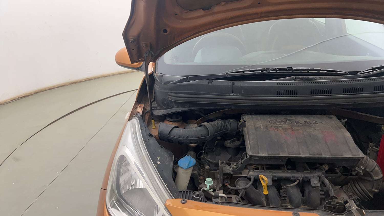 Used 2018 Hyundai Grand i10 Sportz 1.2 Kappa VTVT Petrol Manual engine ENGINE RIGHT SIDE HINGE & APRON VIEW