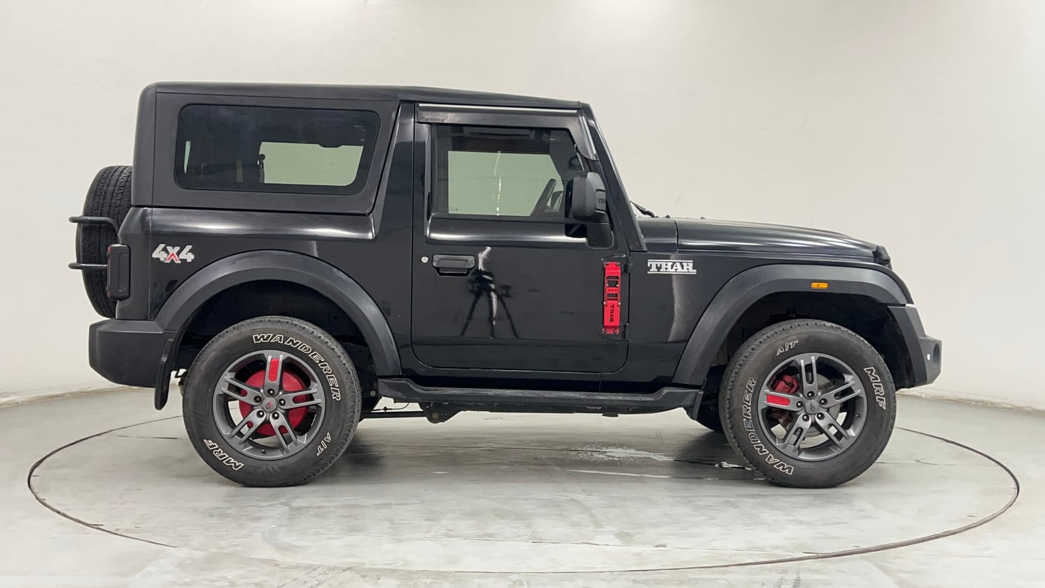Used 2022 mahindra Thar LX Hard Top Petrol MT 4WD Petrol Manual exterior RIGHT SIDE VIEW