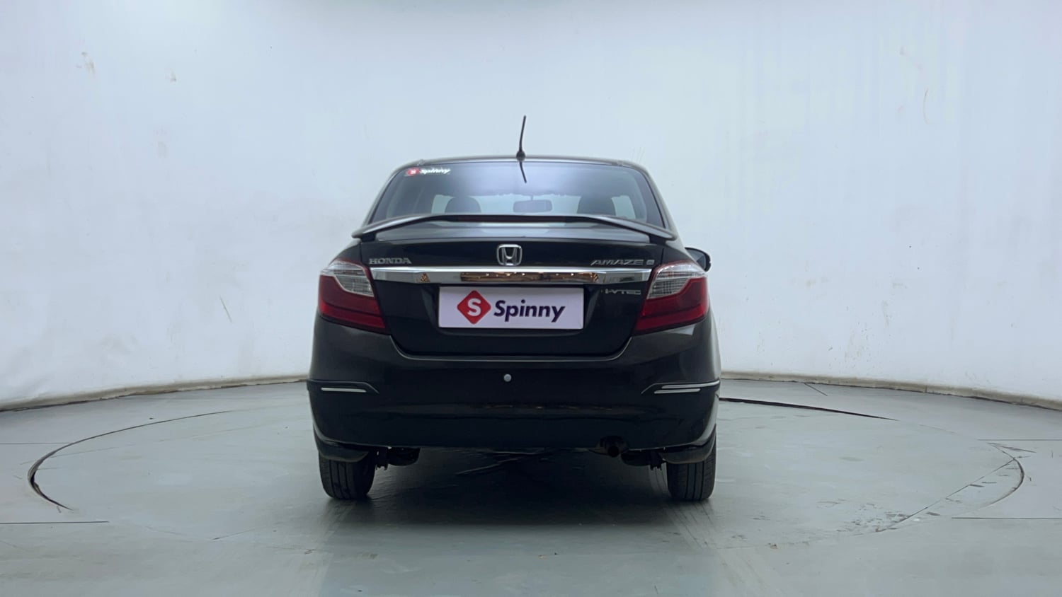 Used 2017 Honda Amaze 1.2 S i-VTEC Petrol Manual exterior BACK VIEW