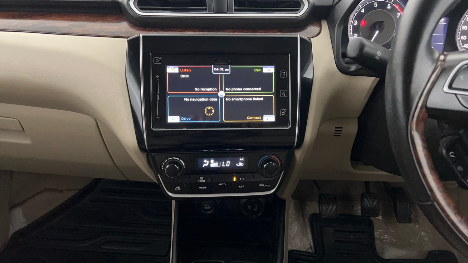 Used 2018 Maruti Suzuki Dzire ZXi Plus Petrol Manual interior MUSIC SYSTEM & AC CONTROL VIEW