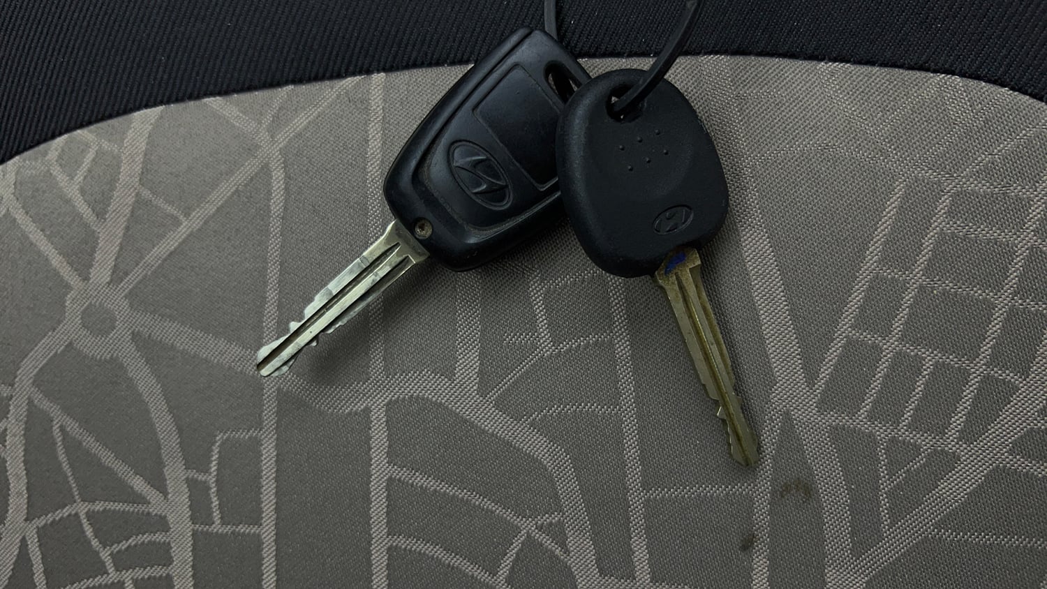 Used 2018 Hyundai Grand i10 Sportz (O) 1.2 Kappa VTVT Petrol Manual extra CAR KEY VIEW
