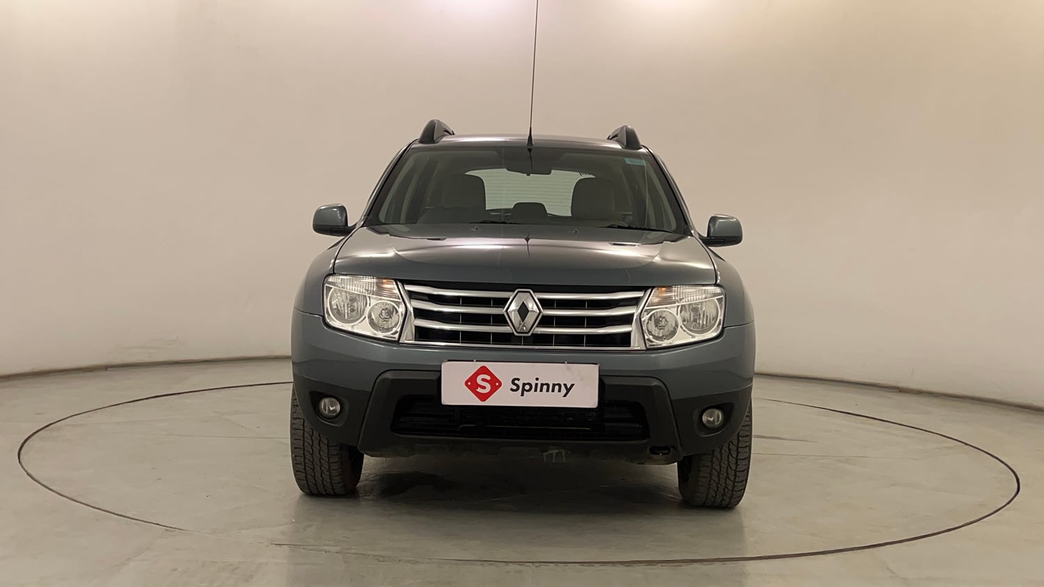 Used 2013 Renault Duster RxL Petrol Petrol Manual exterior FRONT VIEW