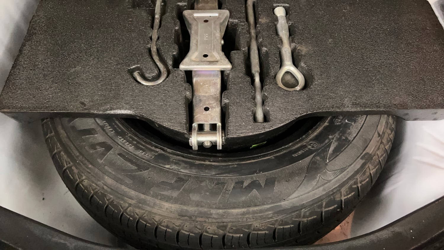 Used 2016 Honda Jazz VX Petrol Petrol Manual tyres SPARE TYRE VIEW