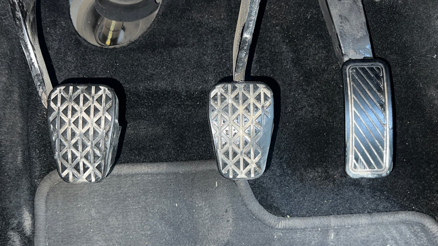Used 2020 Ford EcoSport Titanium 1.5L Ti-VCT Petrol Manual interior PEDALS VIEW