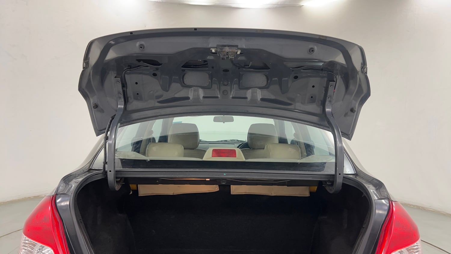 Used 2016 Maruti Suzuki Swift Dzire VXI Petrol Manual interior DICKY DOOR OPEN VIEW