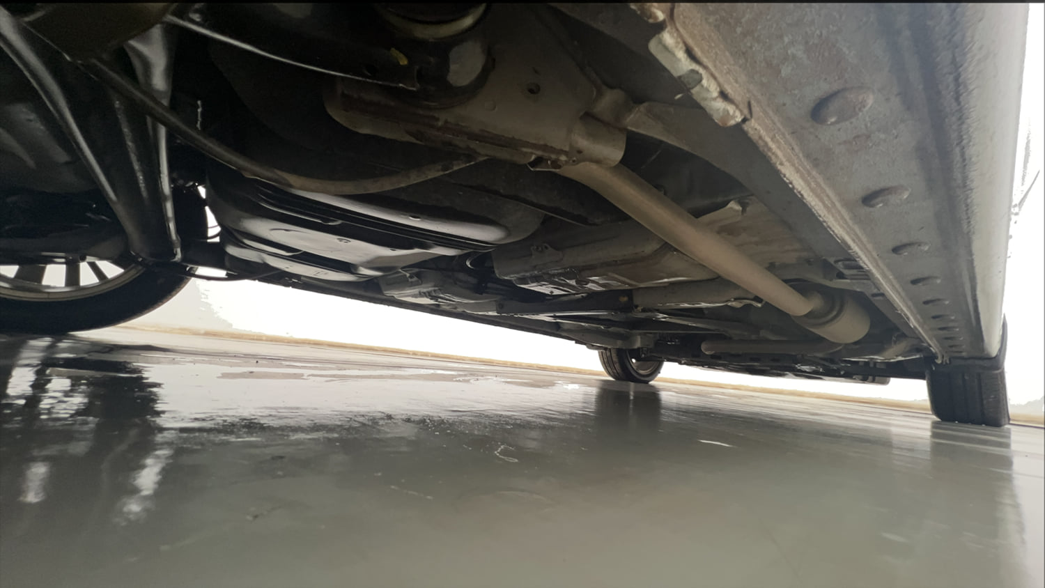 Used 2023 Honda City ZX Petrol Petrol Manual extra REAR RIGHT UNDERBODY VIEW