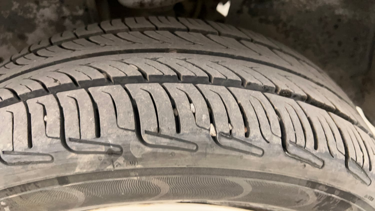 Used 2015 Tata Nano Twist XT Petrol Manual tyres LEFT REAR TYRE TREAD VIEW
