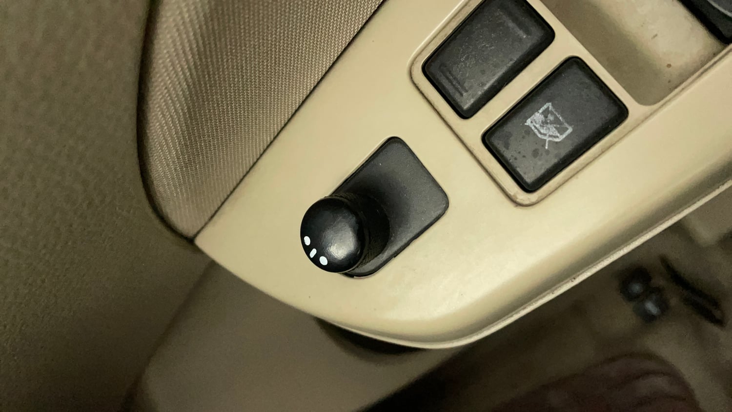Used 2012 Maruti Suzuki Swift Dzire VXI Petrol Manual top_features Adjustable ORVM