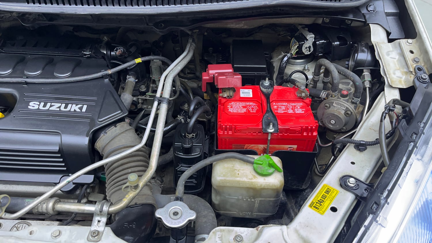Used 2012 Maruti Suzuki Wagon R 1.0 LXi CNG Cng Manual engine ENGINE LEFT SIDE VIEW