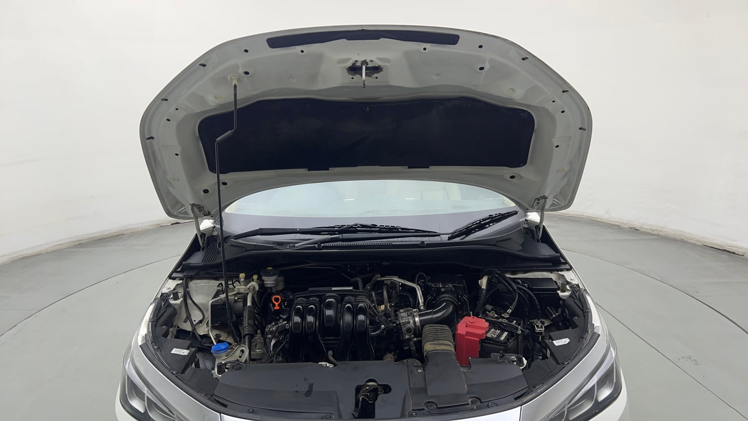 Used 2022 Honda City V Petrol Petrol Manual engine ENGINE & BONNET OPEN FRONT VIEW