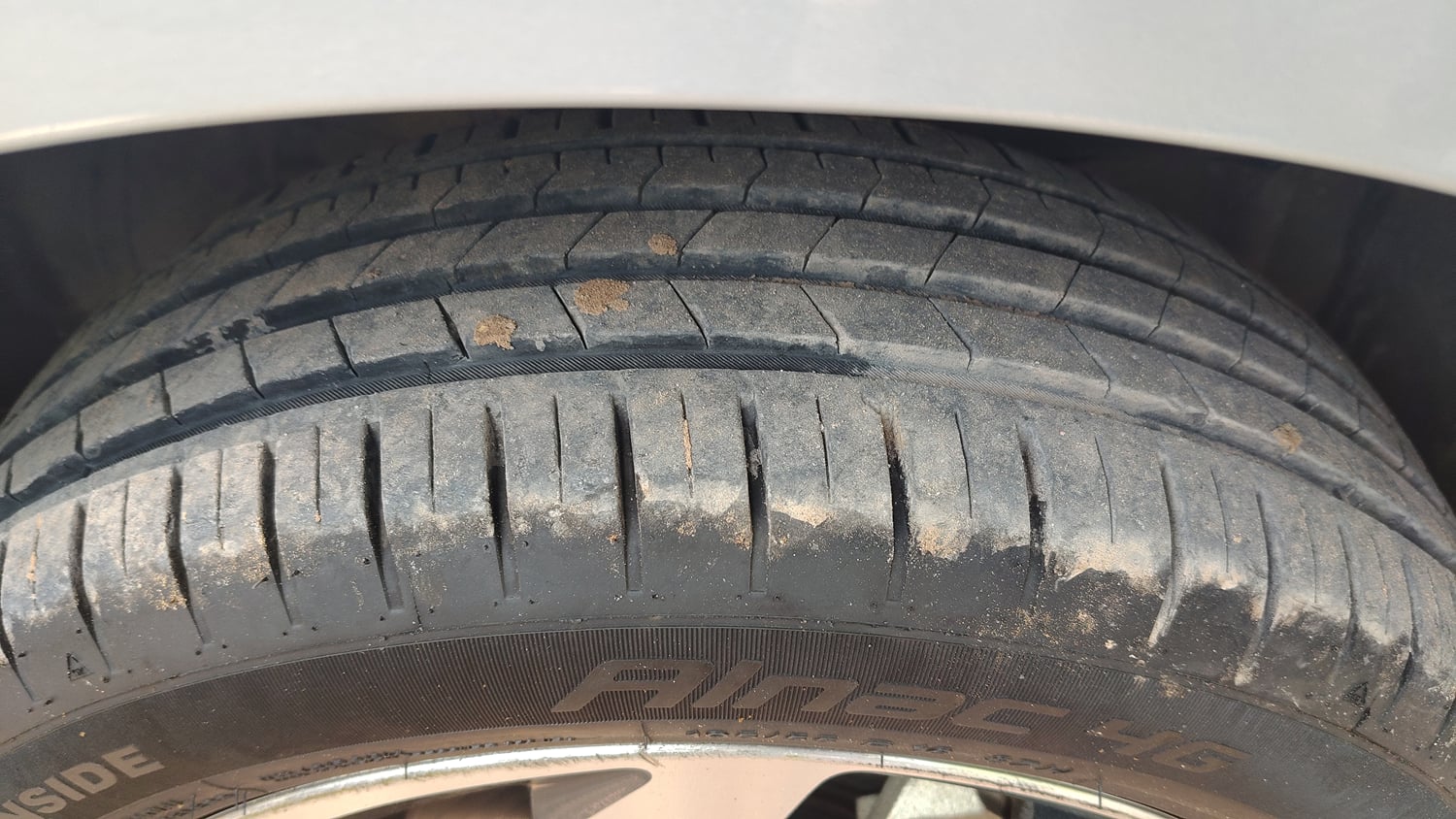 Used 2024 Toyota Glanza V Petrol Manual tyres RIGHT FRONT TYRE TREAD VIEW
