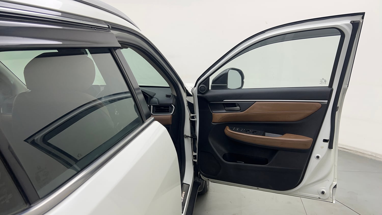 Used 2024 Honda Elevate ZX CVT Petrol Automatic interior RIGHT FRONT DOOR OPEN VIEW