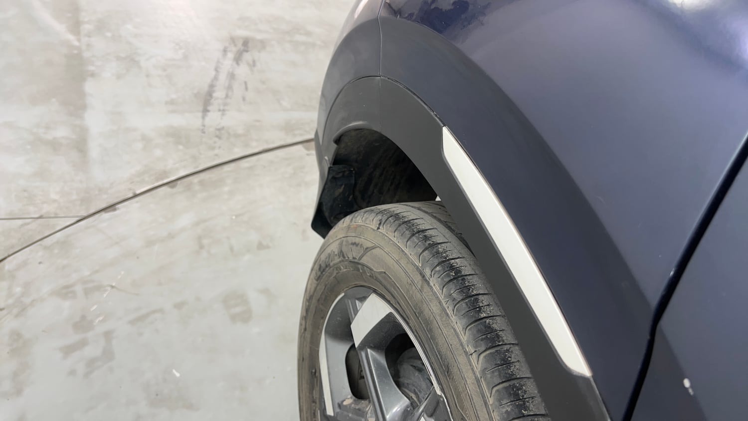 Used 2019 Hyundai Venue SX Plus 1.0 Turbo DCT Dual Tone Petrol Automatic dents MINOR SCRATCH