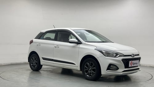 Used 2020 Hyundai Elite i20 Sportz Plus 1.2 Petrol Manual exterior RIGHT FRONT CORNER VIEW