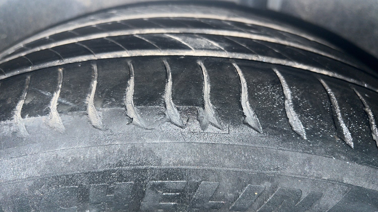 Used 2019 Honda Civic ZX CVT Petrol Petrol Automatic tyres LEFT REAR TYRE TREAD VIEW