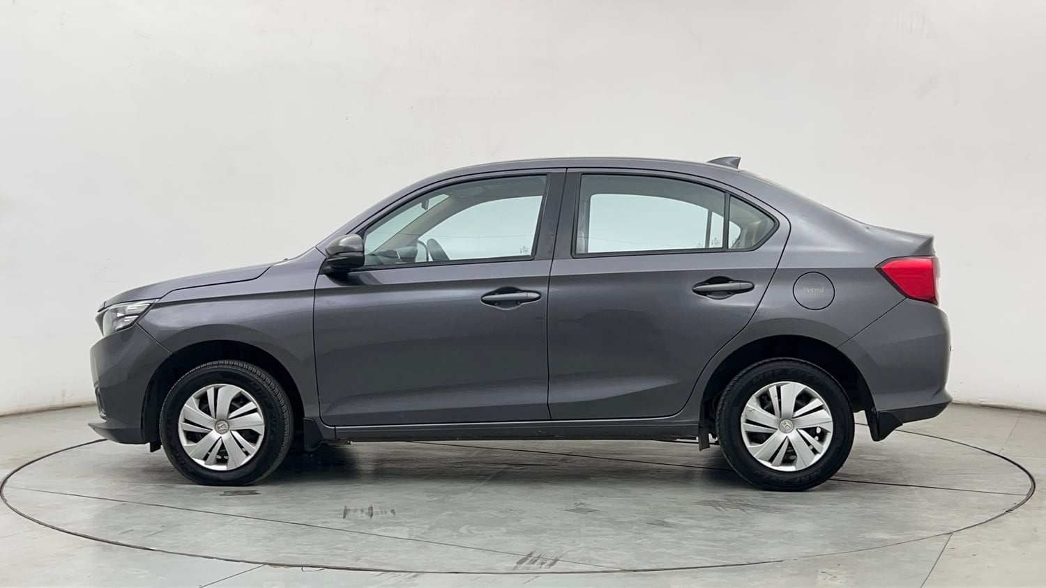 Used 2019 Honda Amaze 1.2 S MT Petrol Petrol Manual exterior LEFT SIDE VIEW