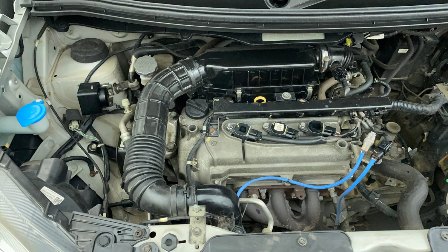 Used 2022 Maruti Suzuki Wagon R VXi (O) 1.2 Petrol Manual engine ENGINE RIGHT SIDE VIEW