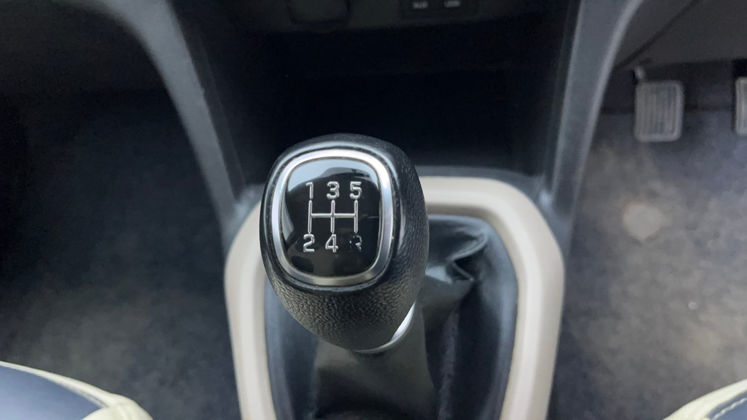 Used 2018 Hyundai Grand i10 Asta 1.2 Kappa VTVT Petrol Manual interior GEAR  KNOB VIEW