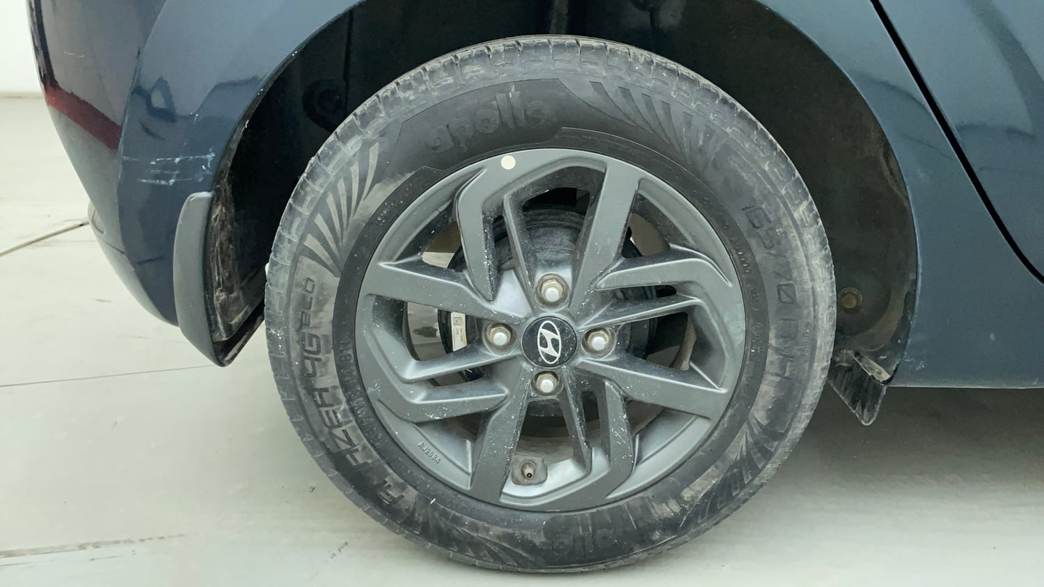 Used 2020 Hyundai Grand i10 Nios Sportz 1.2 Kappa VTVT Petrol Manual tyres RIGHT REAR TYRE RIM VIEW