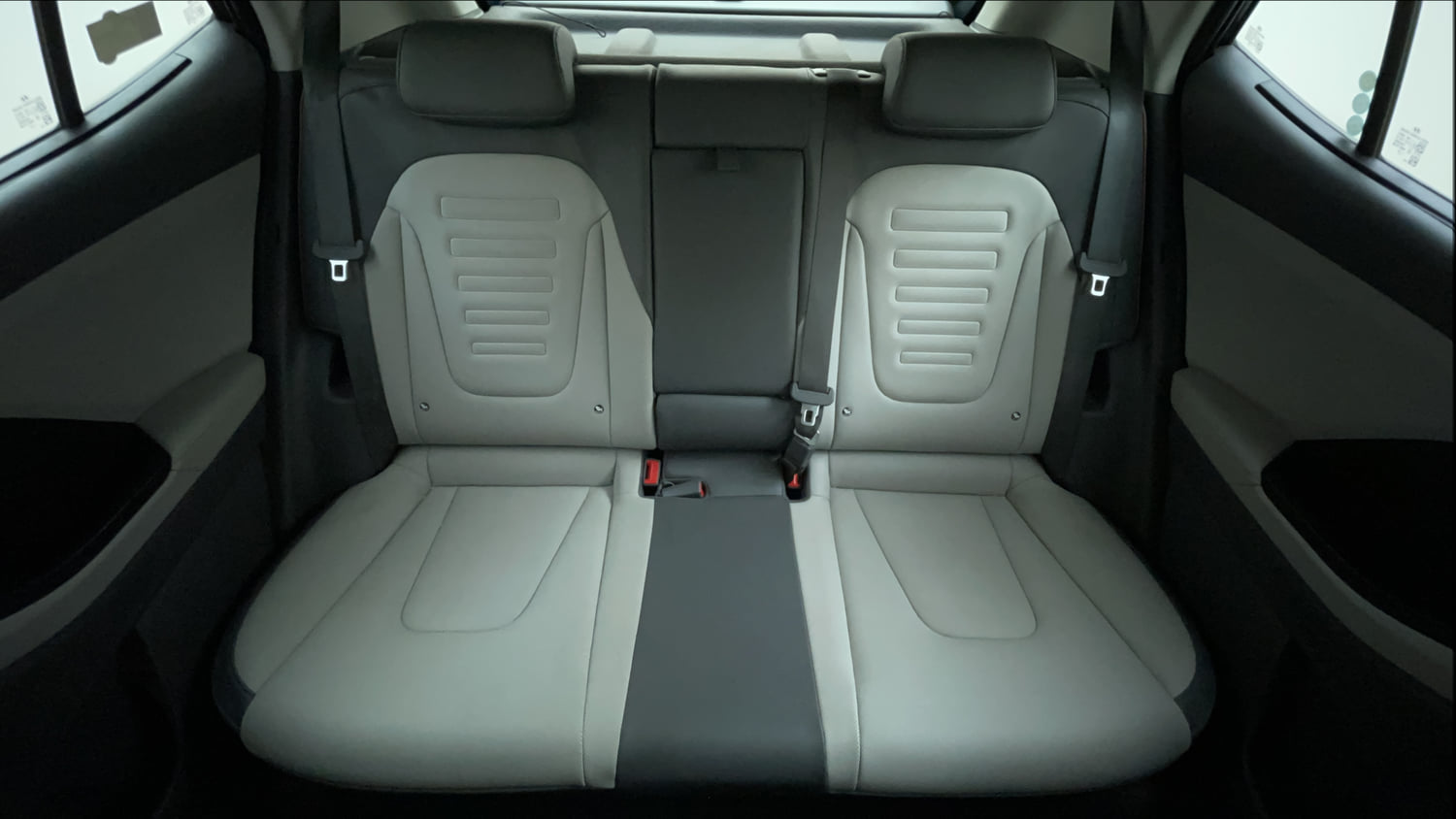 Used 2024 Hyundai Creta 1.5 CRDi Diesel AT DSL SX(O) Diesel Automatic interior REAR SEAT CONDITION VIEW