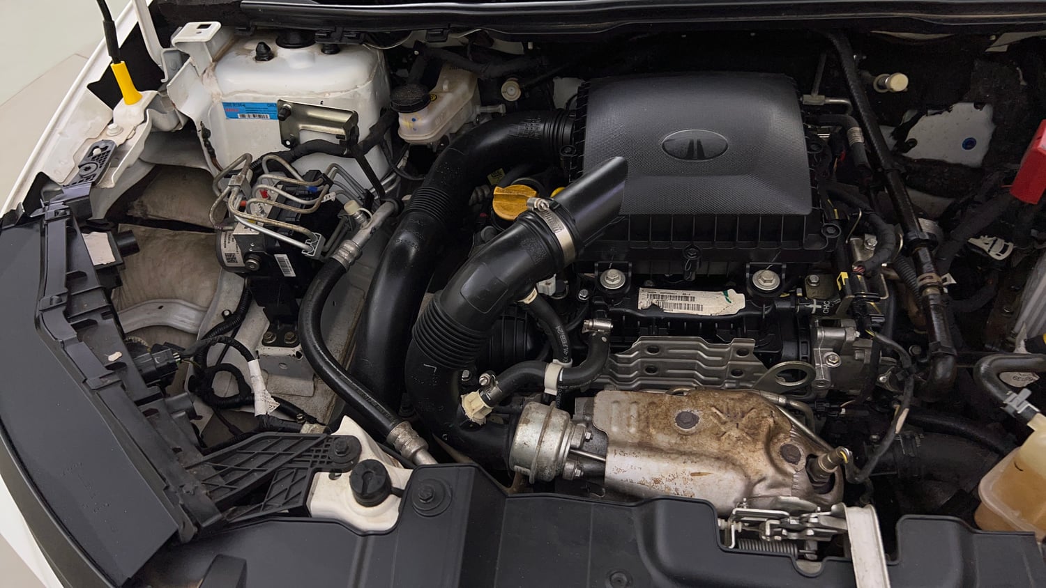 Used 2024 Tata Nexon Creative Plus S 1.2 Revotron Petrol 7DCA Petrol Automatic engine ENGINE RIGHT SIDE VIEW