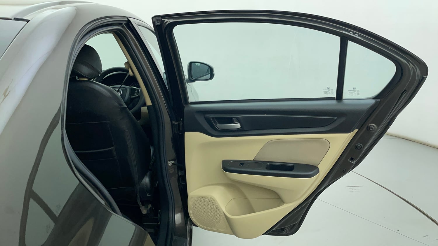 Used 2023 Honda Amaze VX MT 1.2 Petrol Petrol Manual interior RIGHT REAR DOOR OPEN VIEW