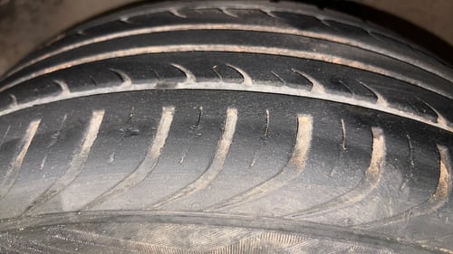 Used 2014 Volkswagen Polo Highline1.2L (P) Petrol Manual tyres LEFT FRONT TYRE TREAD VIEW