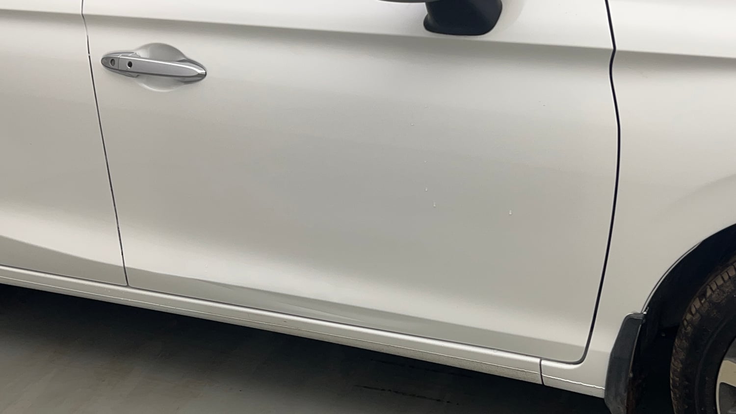 Used 2023 Honda City ZX Petrol Petrol Manual dents MINOR DENT