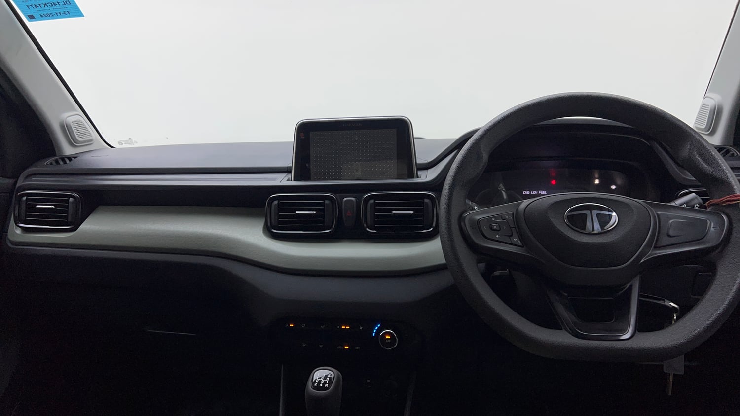 Used 2024 Tata Punch Adventure Rhythm iCNG Cng Manual interior DASHBOARD VIEW